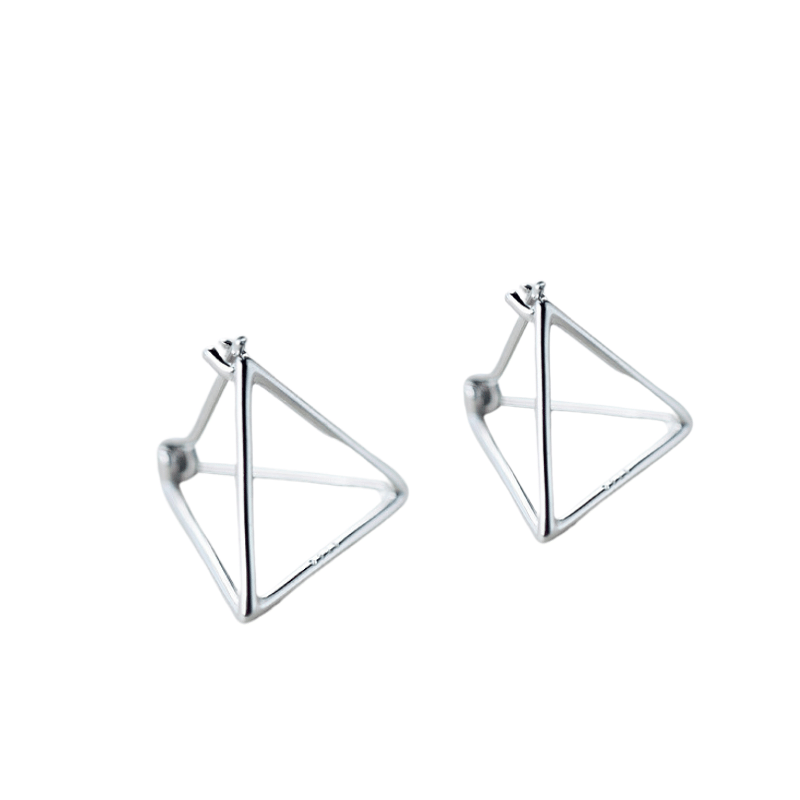 сребърни обеци във формата на триъгълник