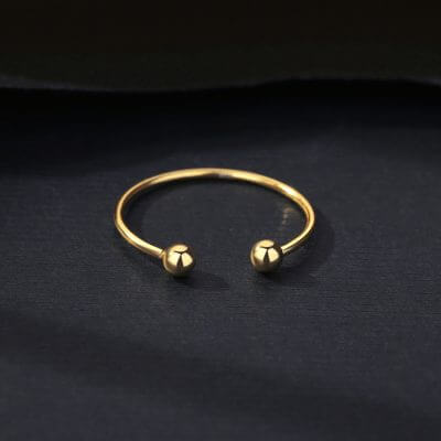Сребърен пръстен със златно покритие, снимка отгоре