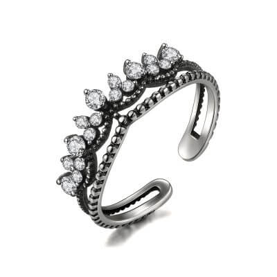 Сребърен пръстен във формата на корона