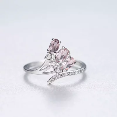 сребърен пръстен с три лилави скъпоценни камъка,снимка отпред