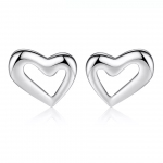 сребърни обеци във формата на сърца