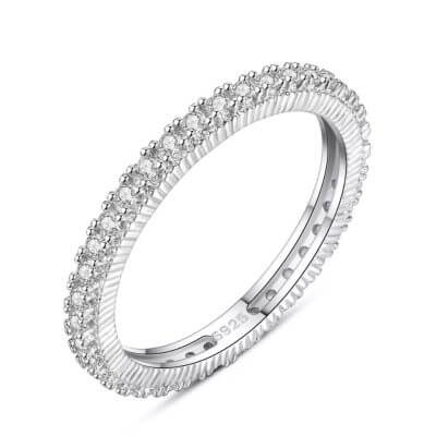 сребърен пръстен с кубичен цирконий Silver Sense, снимка на бял фон