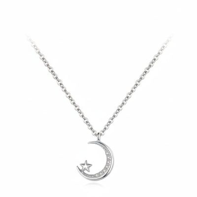 сребърно колие със звезда и луна
