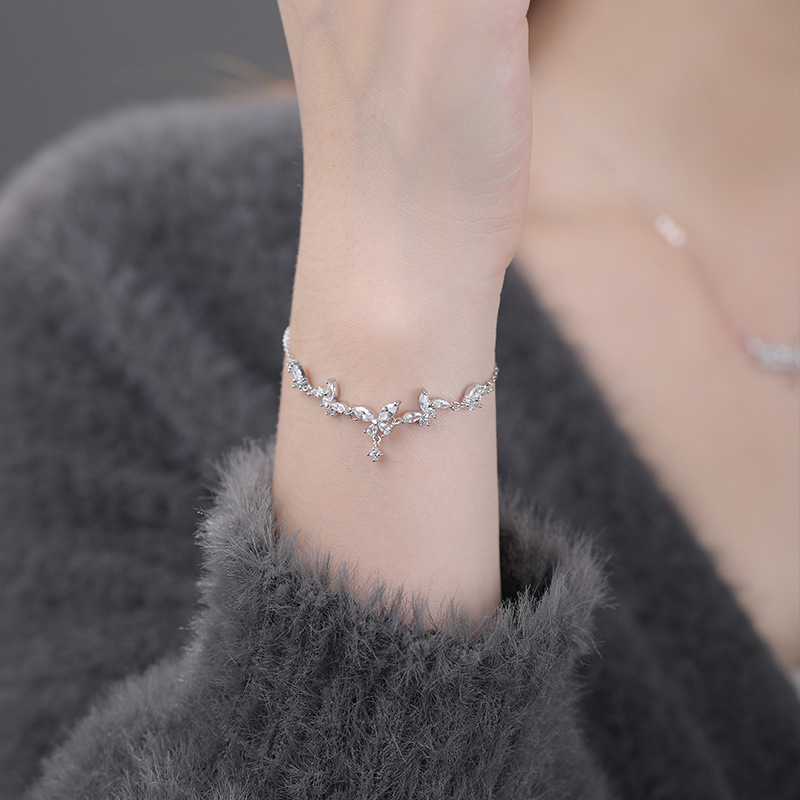 Сребърна гривна - Пеперуден сън - Сребърна гривна Silver Sense - Пеперуден сън на китка Сребърна гривна Silver Sense - Пеперуден сън на китка